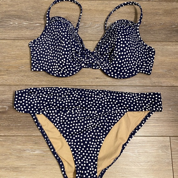 J. Crew Other - J.Crew Polk a Dot Bikini Set Sz L 36D